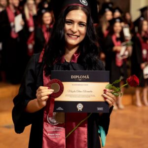 Alina-Alexandra Mazilu – „Voluntariatul m-a învățat mai mult decât orice curs despre oameni și echipe”