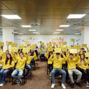 Studenții UBB dezvoltă soluții inovatoare pentru viitorul sectorului bancar în cadrul proiectului Think Tank Lab dezvoltat de UBB și Raiffeisen Bank