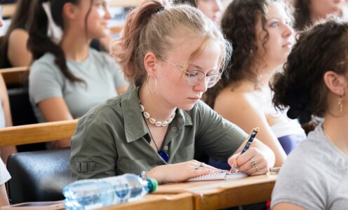 Közel 200 erdélyi középiskolást látott vendégül a BBTE magyar tagozata a Középiskolások Hosszú Hétvégéjén